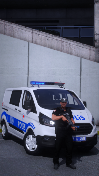 Ford Transit Custom 2022 Polis x Çevik Kuvvet Personeli .png